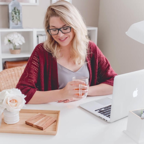Hanging Crystals in Windows for Positive Feng Shui Energy